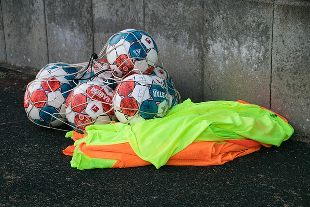 及大量全球 及大量全球